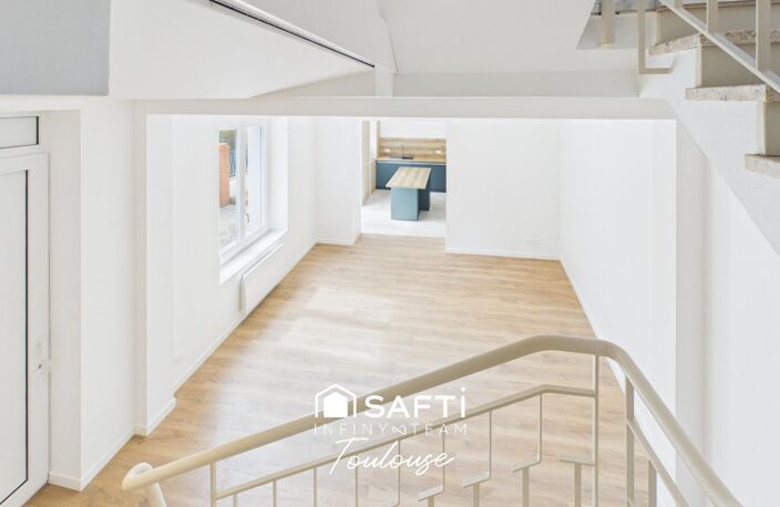 COLOMIERS CENTRE HISTORIQUE  RARE TRIPLEX  AVEC TERRASSE DE 40 M² — photo 3