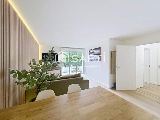 GRADIGNAN  T2 de 48 m² entièrement rénové  Résidence avec piscine et parking — photo du bien