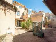 475 m². 16 chambres. 3 studios. Et surtout une multitude de vies possibles ! — photo 2