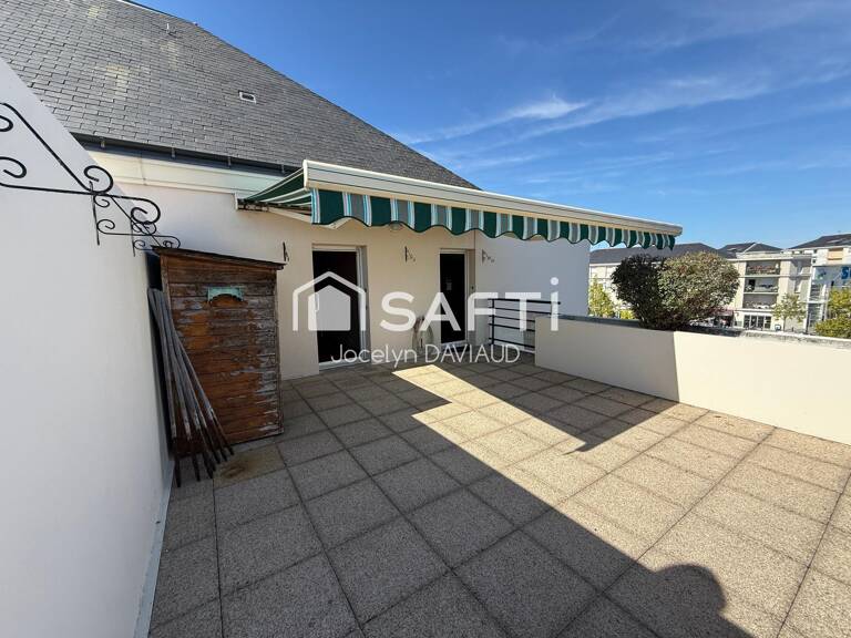 ST BARTHELEMY D'ANJOU, Centre ville, au 3° et dernier étage, T3 de 78 m2 avec terrasse de 30 m2 — photo 1