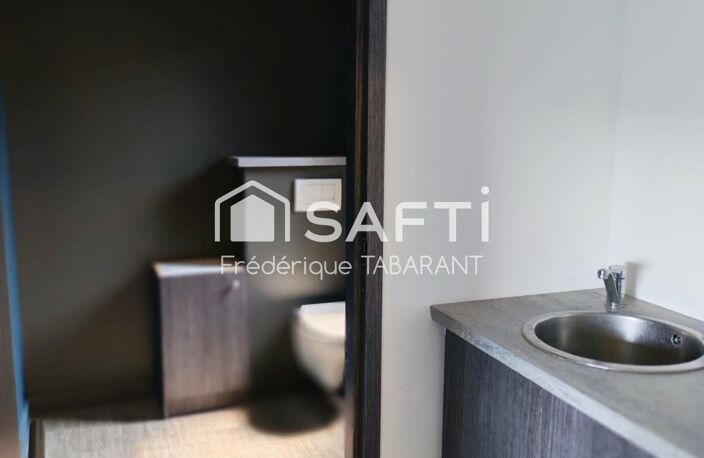 BUREAUX / SHOWROOM  85 m²  ESPACE MODERNE ET LUMINEUX — photo 4