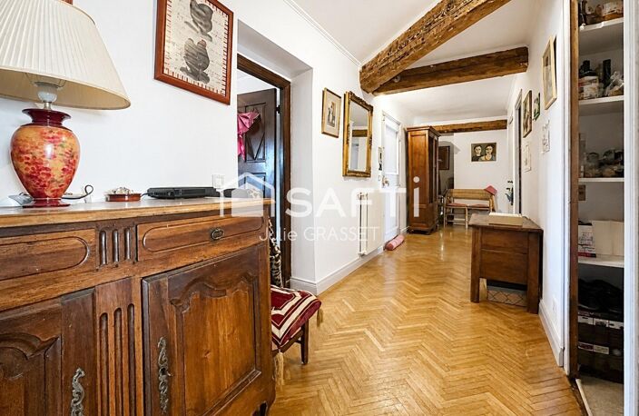 Rare en hypercentre de Béziers : appartement de caractère avec parking privatif dans cour et cave — photo 5