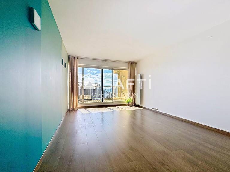 Bel appartement T3 rénové avec goût, vue sur port maria et mer — photo 1