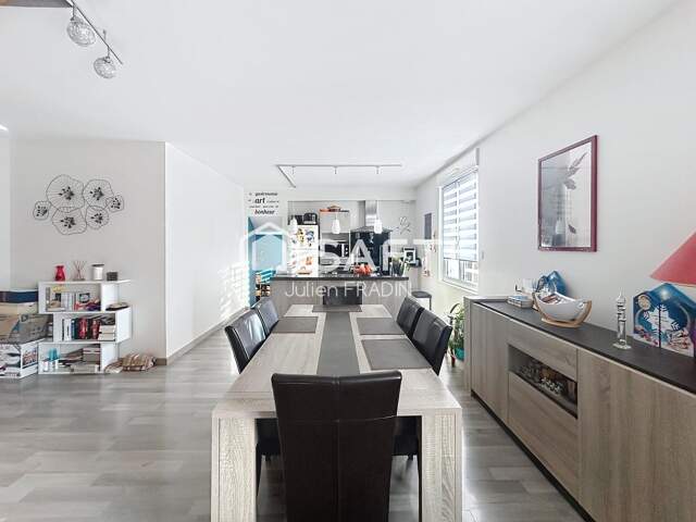 Rare sur le marché ! Maison 4 chambres avec un plateau de 150 m² exploitable en rez-de chaussée ! — photo du bien
