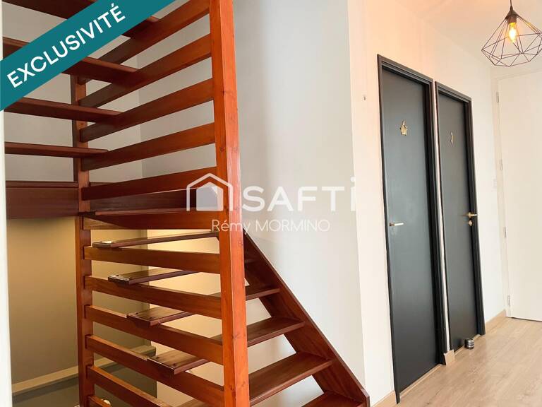 ? Nouveauté à ne pas manquer ! Découvrez cette belle maison de 95 m² entièrement rénovée,  jardin exposé plein Sud. — photo 1