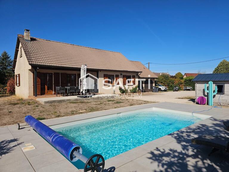 maison individuelle de plain-pied avec piscine — photo 1