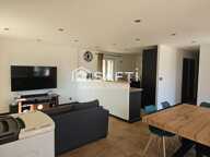 maison individuelle de plain-pied avec piscine — photo 3