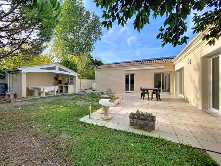 Plain-pied, calme et sans vis-à-vis : une maison familiale à Magonty — photo 1
