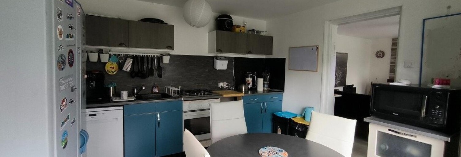 Maison 5 Pièces 64 m² à vendre à Pont-Melvez (22390)