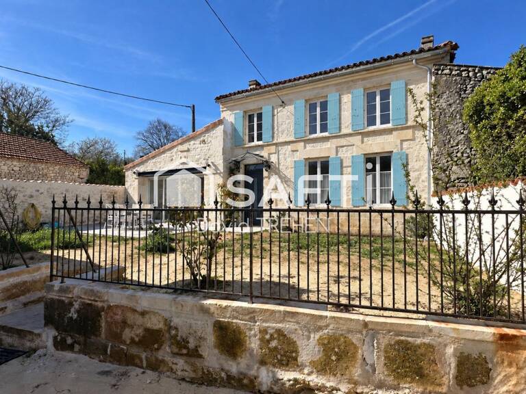Maison charentaise rénovée — photo 1