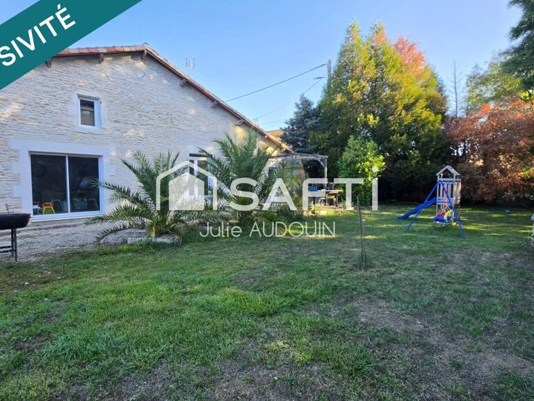 Jolie maison en pierres - Bazauges — photo 1