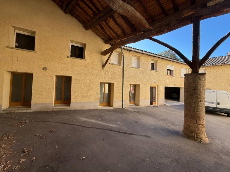 Immeuble de rapport  9 appartements, garage et terrain  Montmerle-sur-Saône — photo 1