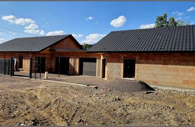Maison en cours de construction — photo du bien