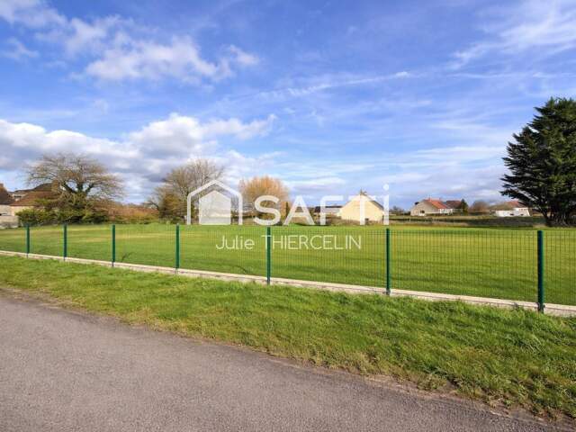 Terrain constructible de 1 393 m² — photo du bien