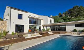 Maison 10 Pièces 280 m² à vendre à Pujaut (30131)
