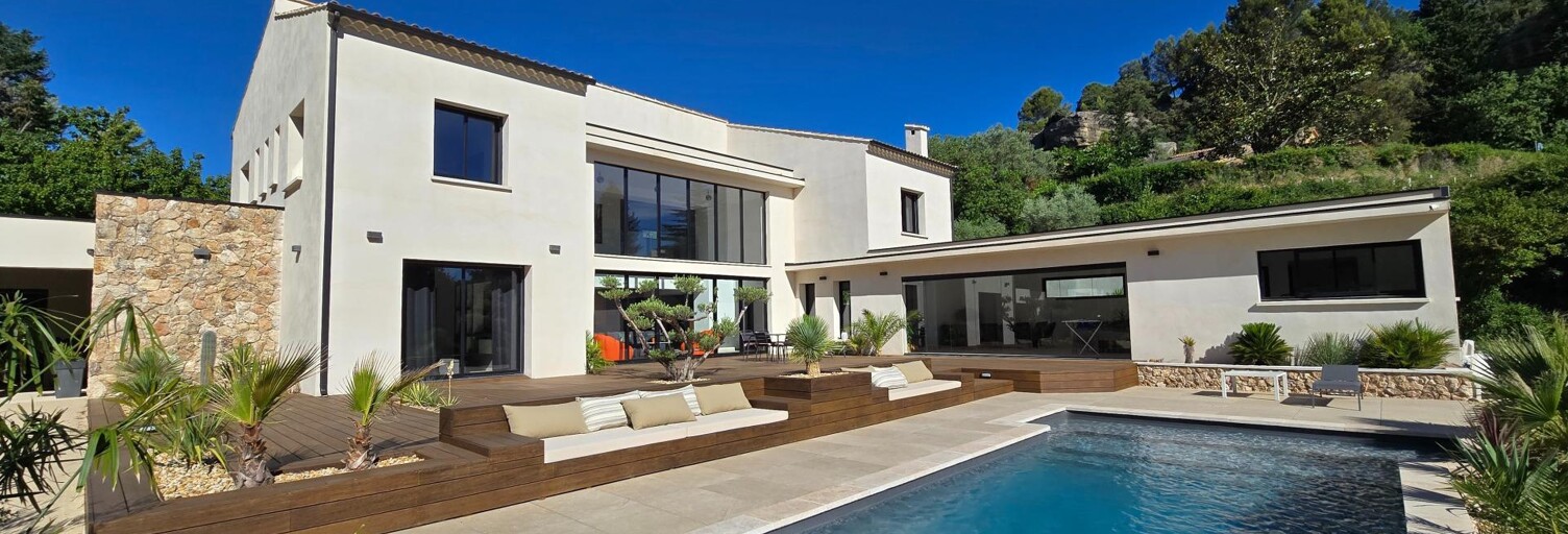 Maison 10 Pièces 280 m² à vendre à Pujaut (30131)