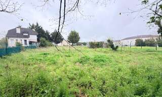 Terrain  1045 m² à vendre à Fontenay-le-Comte (85200)