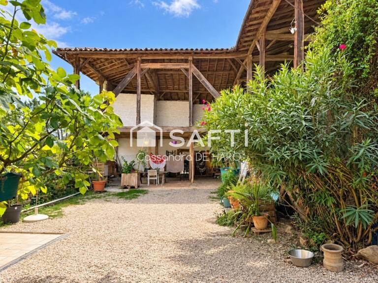 Grande maison familiale avec dépendances — photo 1
