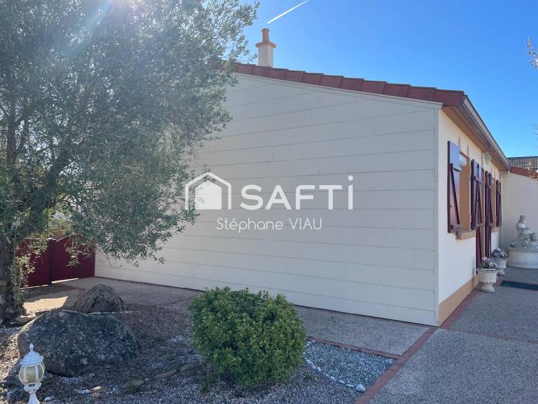 Maison prête à vivre à St Pierre des Echaubrognes — photo 1