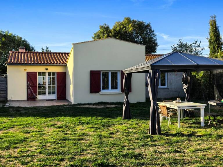 LA JARRIE AUDOUIN — photo 1