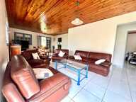 Grande maison avec potentiel locatif, garage — photo 2