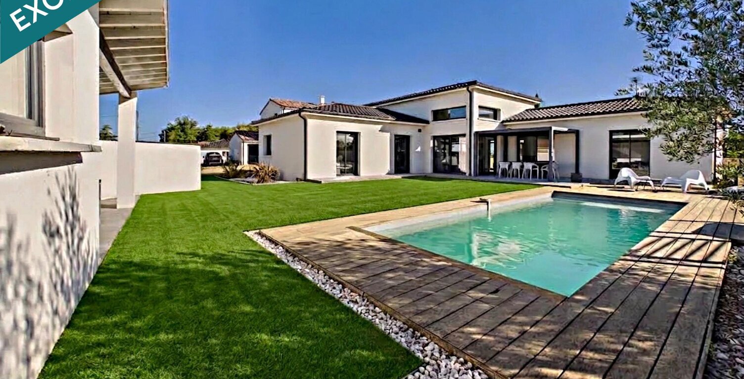 Magnifique Contemporaine 160m2 avec Piscine Pool House et Garage!!! — photo 1