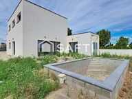 A Vendres villa de 148 m² quatre chambres, garage, piscine sur une parcelle de 627 m² — photo 3