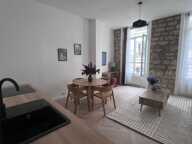 Marais : studio 32m² refait à neuf, cachet pierre — photo 2
