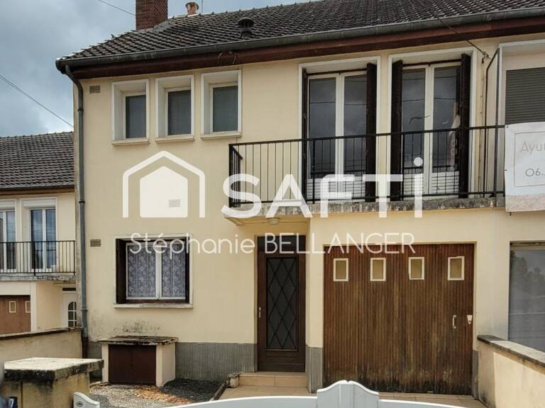 Maison 4 chambres, un jardin, un garage — photo 1