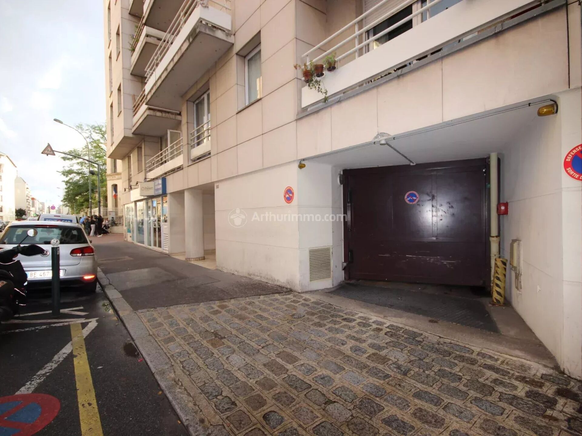 Parking 10 m² · à Asnières-sur-Seine · 10 m² · 90 €/mois