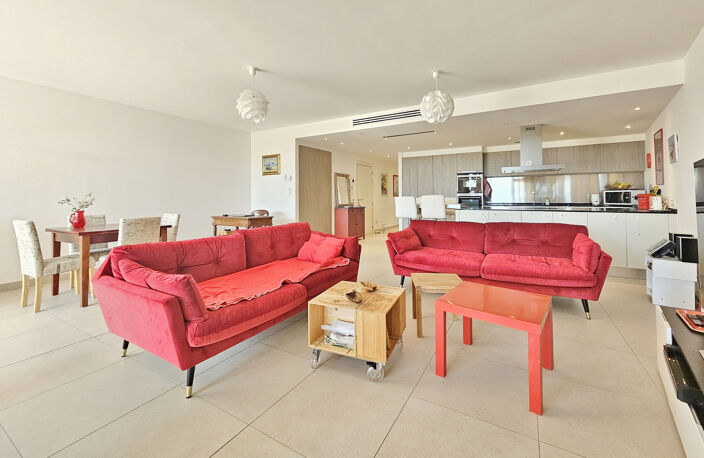 RIVE SUD Agosta Plage - Superbe T4 traversant avec jardin + — photo 3