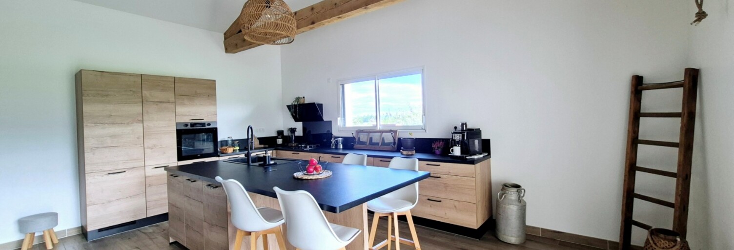 Maison 6 Pièces 145 m² à vendre à Bésayes (26300)