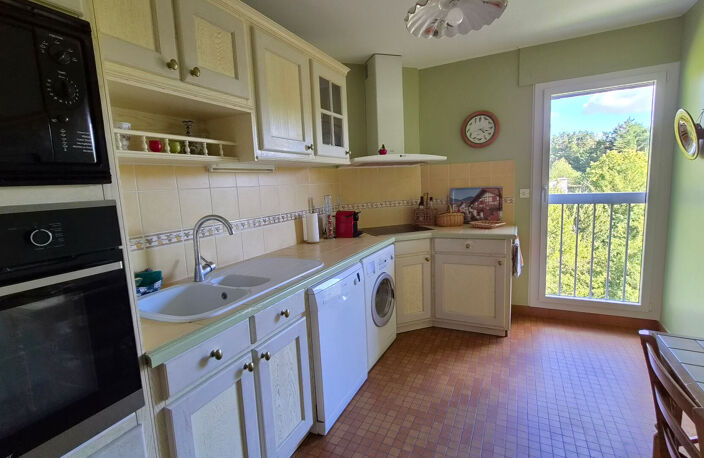 Appartement - 6 pièces 134 m2 - ST AVERTIN — photo 4