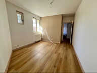 T2 46m² + SOUS-SOL + PARKING - PONTOISE CENTRE VILLE — photo 3