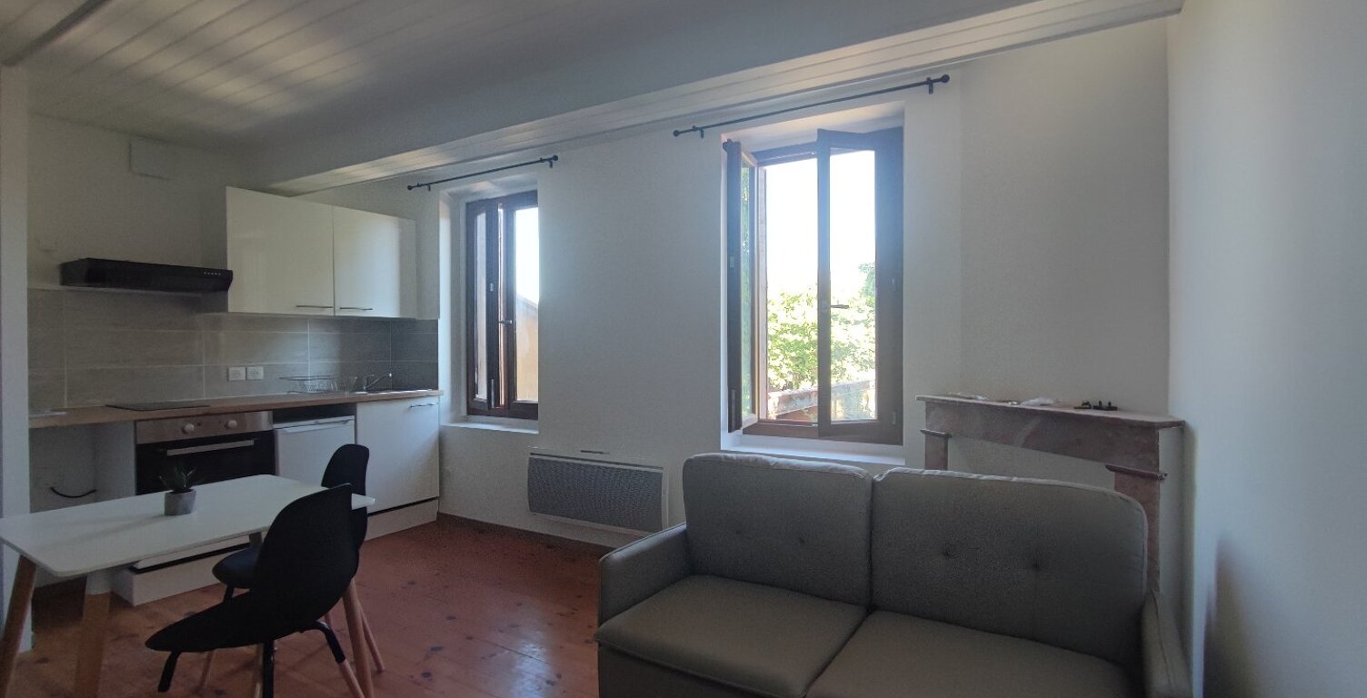 T2 LUMINEUX MEUBLE — photo 1