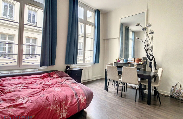ROUEN VIEUX-MARCHÉ - RUE DE CROSNE - F1 non meublé — photo 2