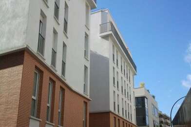 Appartement 1 pièces 890 €