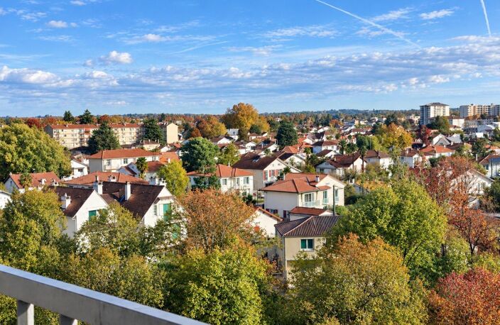 Appartement T4 rénové avec garage et parking — photo 3