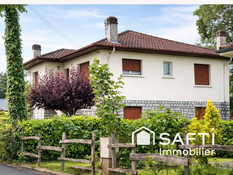 Maison 60's spacieuse avec grand garage et jardin — photo 1