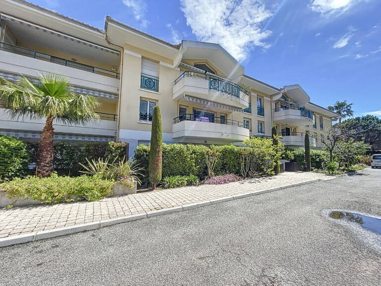 PORT FRÉJUS ? T2 avec terrasse et garage à deux pas de la mer — photo 1
