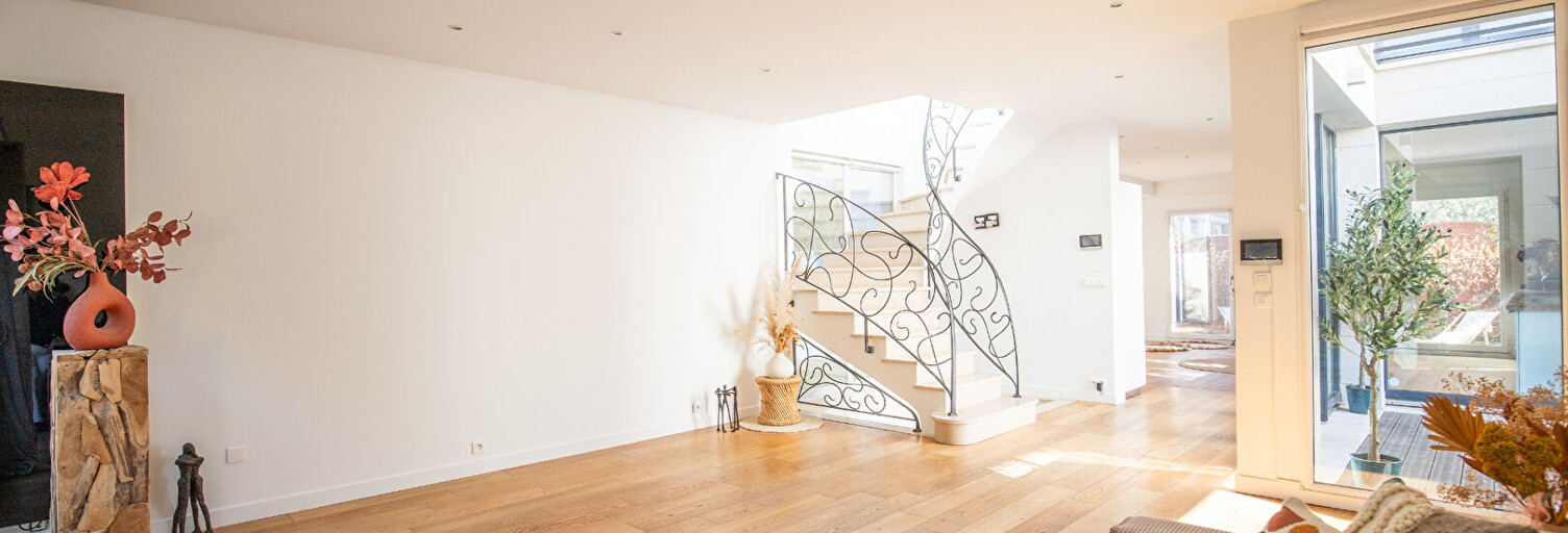 Maison 8 Pièces 172 m² à vendre à Clamart (92140)