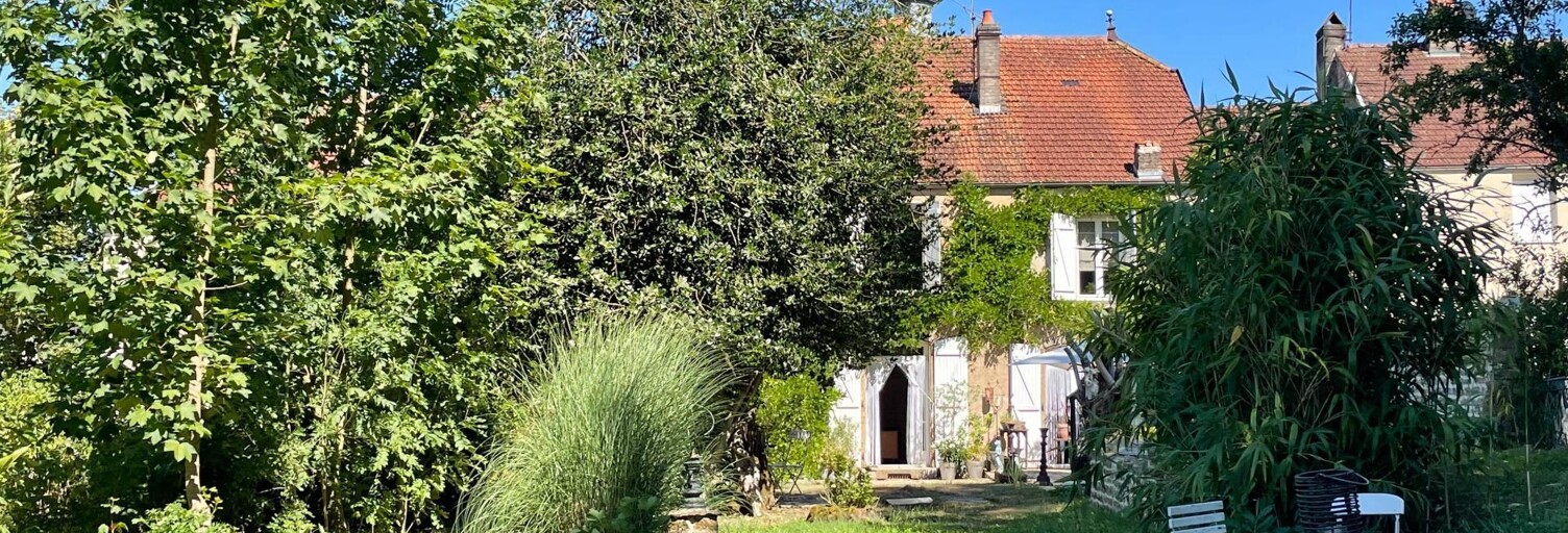 Maison 18 Pièces 372 m² à vendre à Champsevraine (52500)