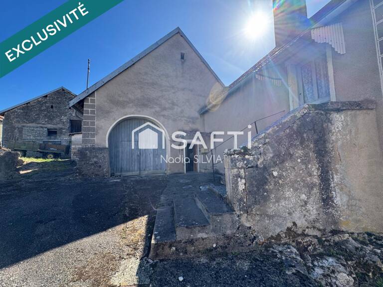 ANCIENNE FERME COEUR DU VILLAGE A REHABILITER — photo 1