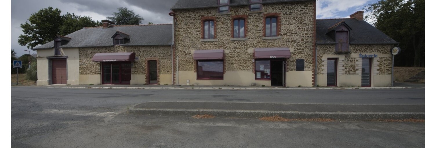 Commerce   m² à vendre à Saint-Séglin (35330)
