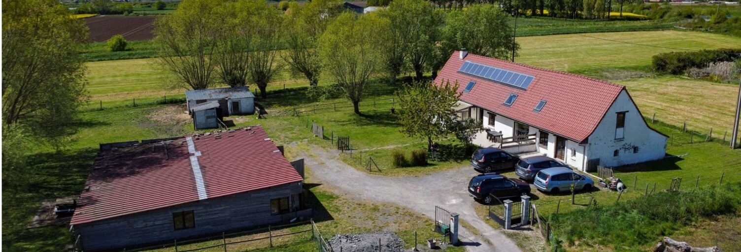 Maison 6 Pièces 215 m² à vendre à Borre (59190)