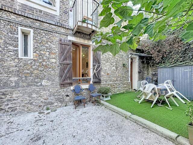 appartement proche de la gare RER — photo du bien
