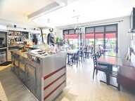 MORESTEL Centre  MURS + FONDS + LOGEMENT  BAR/RESTAURANT — photo 2