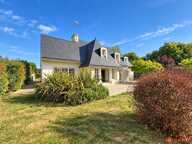 Mousterlin, familiale de 218 m², 5 ch, terrain 1 751 m² — photo 2
