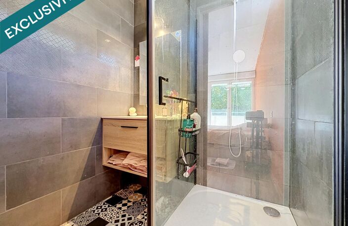 EN EXCLUSIVITE - APPARTEMENT DE TYPE 5 - SECTEUR NEUFCHATEL - BALCON — photo 5