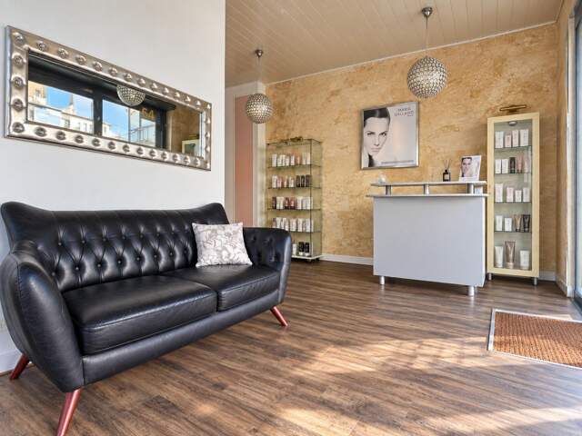 Local commercial de plain pied - Cave — photo du bien